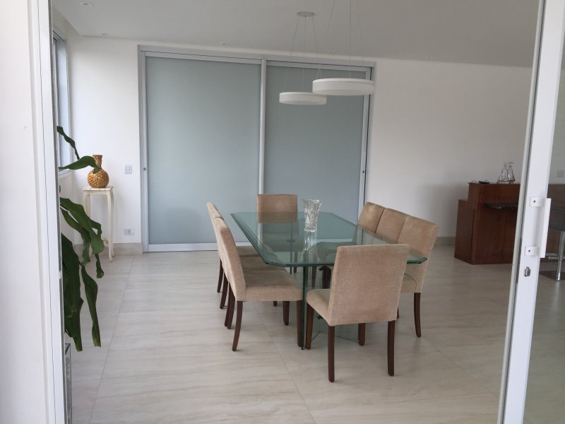 Casa à venda Residencial Morada dos Lagos com 530m² e 4 quartos por R$ 3.500.000 - 1206138258-79e4c06c-96ef-45c9-87c7-3f6cb2c25bfe.jpeg