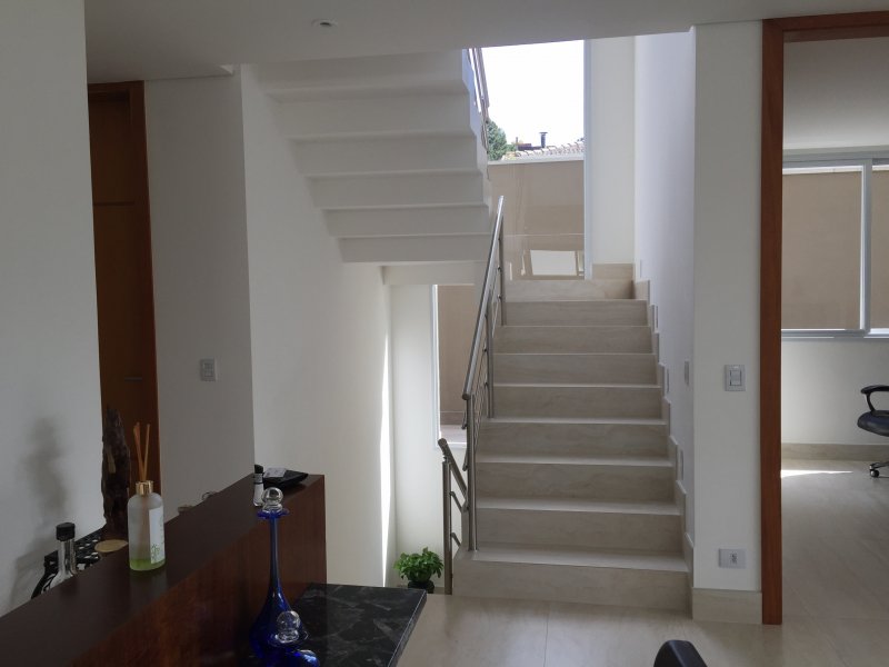 Casa à venda Residencial Morada dos Lagos com 530m² e 4 quartos por R$ 3.500.000 - 2116848753-6389264f-b6a7-47de-adac-f696d7e48bdd.jpeg