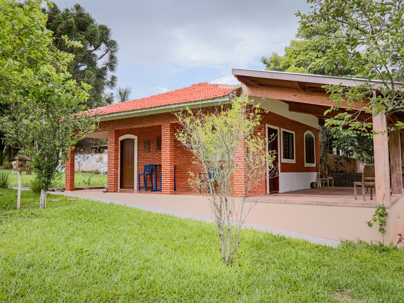 Casa de condomínio à venda Centro com 10000m² e 5 quartos por R$ 1.500.000 - vista-lateral-2-casa-de-hospede.jpg