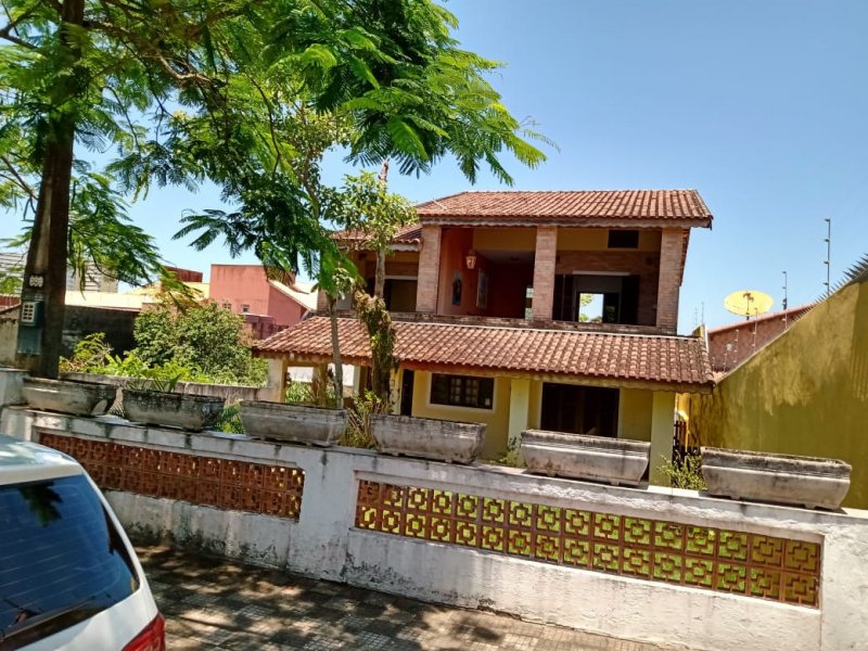 Casa à venda Centro com 240m² e 3 quartos por R$ 590.000 - 1036821832-1aaeb6ca-551e-4f8b-b604-3a74916e39f2.jpeg