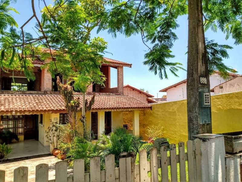 Casa à venda Centro com 240m² e 3 quartos por R$ 590.000 - 1076135962-aa7e6f9d-2d7b-4272-84ec-bdc747f10d0b.jpeg