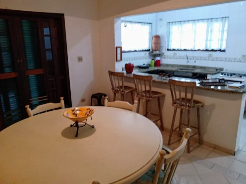 Casa à venda Centro com 240m² e 3 quartos por R$ 590.000 - 523553255-cdfb5e37-7d99-48bf-9f53-f91d5218aefd.jpeg