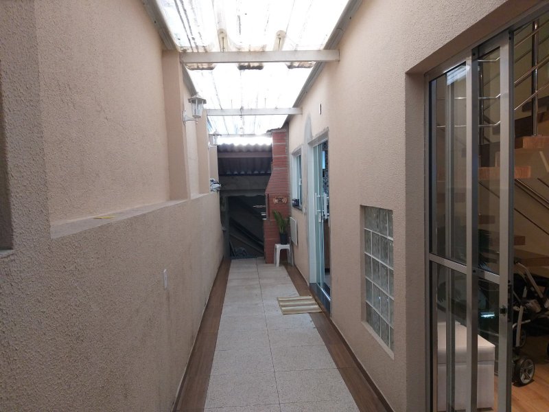 Casa à venda Santa Terezinha com 120m² e 2 quartos por R$ 43.000.000 - 1072620539-corredor-1.jpg