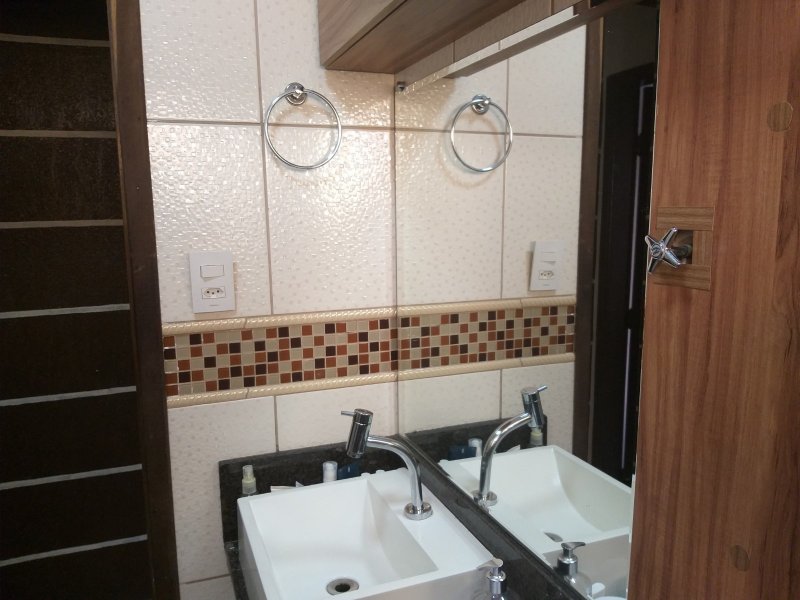 Casa à venda Santa Terezinha com 120m² e 2 quartos por R$ 43.000.000 - 877513000-banheiro-3.jpg