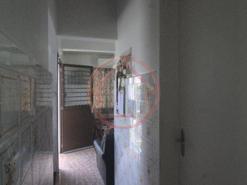 Casa à venda Sarandi com 300m² e 3 quartos por R$ 370.000 - 2043829289-corredor.jpg
