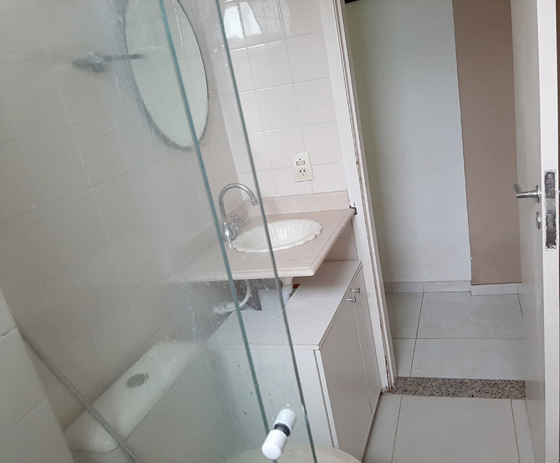 Apartamento à venda Anil com 60m² e 3 quartos por R$ 280.000 - 1087754031-22-banheiro.jpg