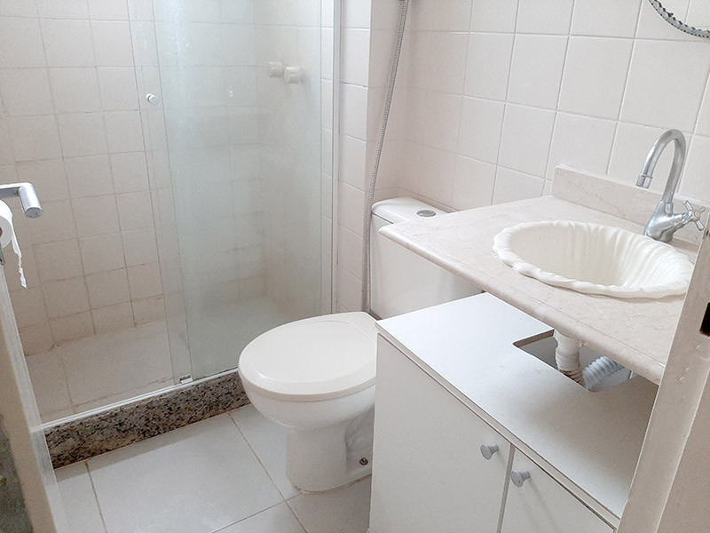 Apartamento à venda Anil com 60m² e 3 quartos por R$ 280.000 - 1859421467-20-banheiro.jpg