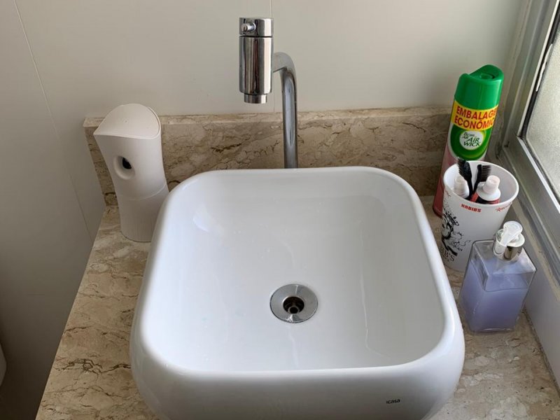 Apartamento à venda Chácara Nossa Senhora do Bom Conselho com 56m² e 2 quartos por R$ 320.000 - 427986617-banheiro1.jpeg