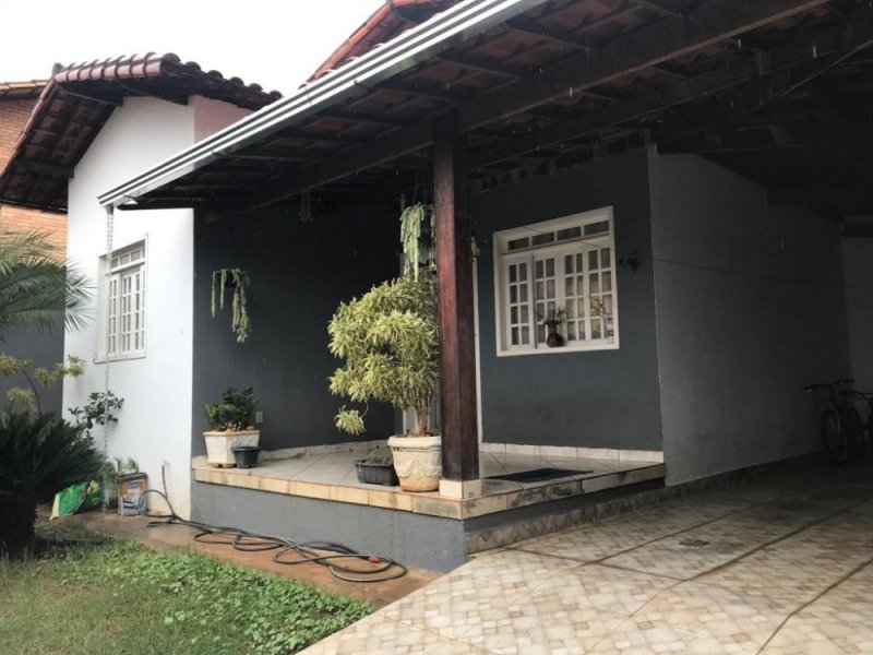 Casa à venda Vila Rica com 360m² e 4 quartos por R$ 640.000 - 1825510202-thumb.jpg