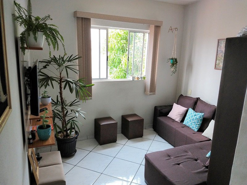 Casa à venda Vila Santa Rita com 162m² e 3 quartos por R$ 380.000 - 1980088386-sala.jpg