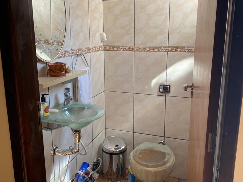 Casa à venda Jardim Orly com 250m² e 2 quartos por R$ 700.000 - 758832405-80ae7afe-29e8-487b-9aec-28682281aa50.jpeg