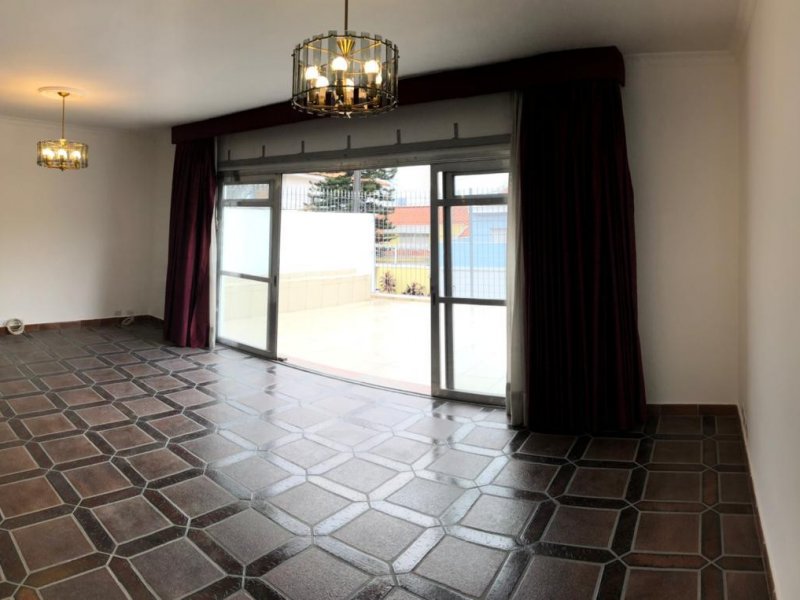 Casa à venda Jardim da Glória com 360m² e 5 quartos por R$ 1.350.000 - 1515343684-7444aa2d-1e86-4ded-b92e-77c119e8d286.jpeg