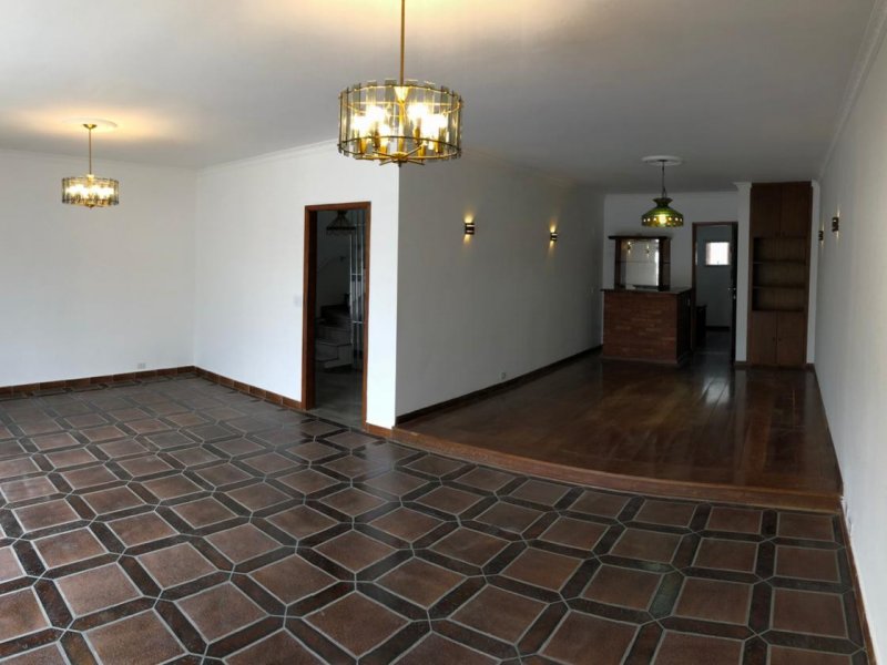 Casa à venda Jardim da Glória com 360m² e 5 quartos por R$ 1.350.000 - 2137684758-ba292fad-ce37-4c18-be7f-e57ba0c6e1db.jpeg