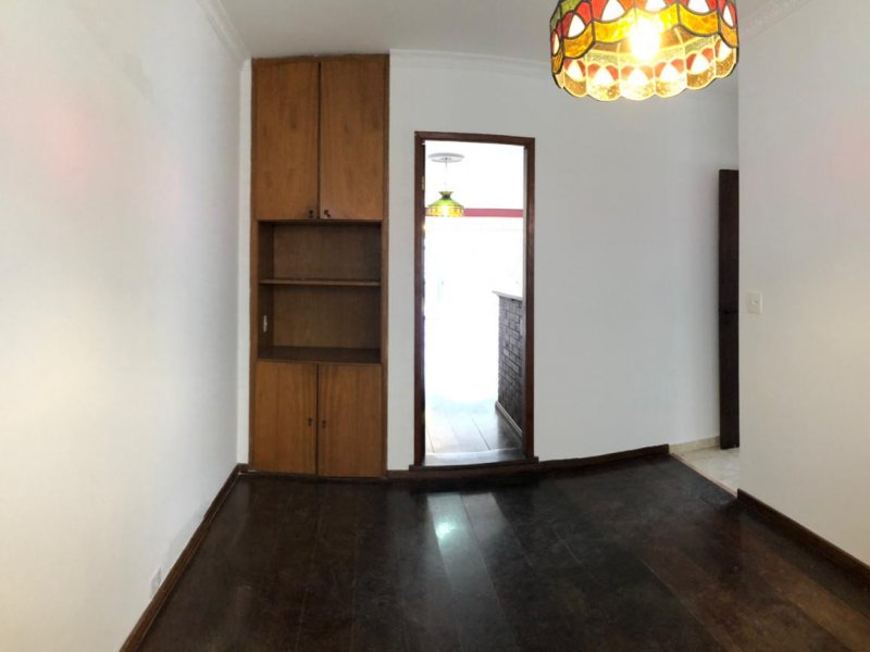 Casa à venda Jardim da Glória com 360m² e 5 quartos por R$ 1.350.000 - 2141505460-81c42bb9-14d1-47d3-a9fa-bf98d2926380.jpeg