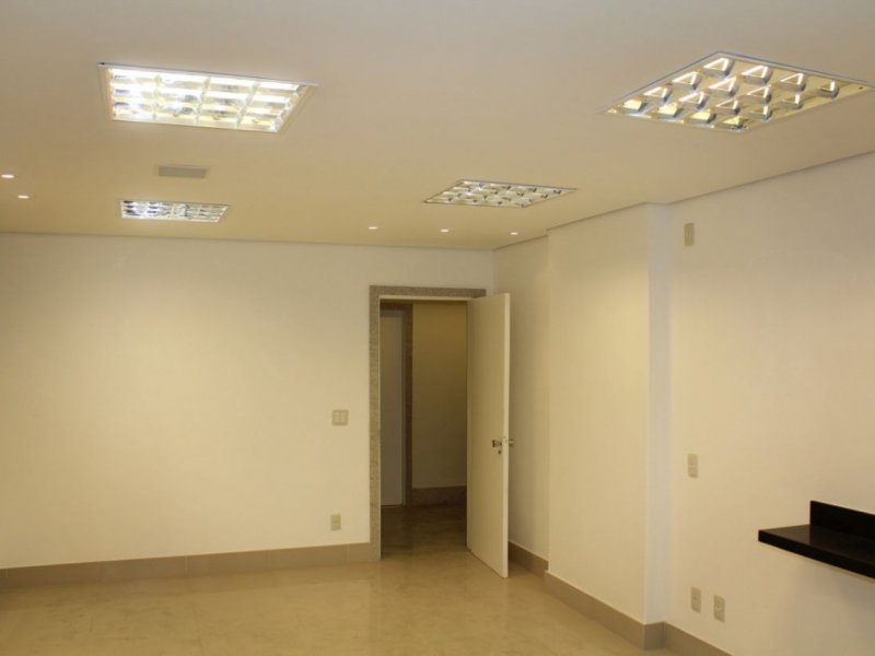 imóvel com 30m² - Centro/Lourdes - Belo Horizonte