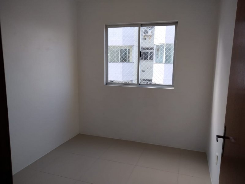 imóvel com 76m² - Barreiros - São José