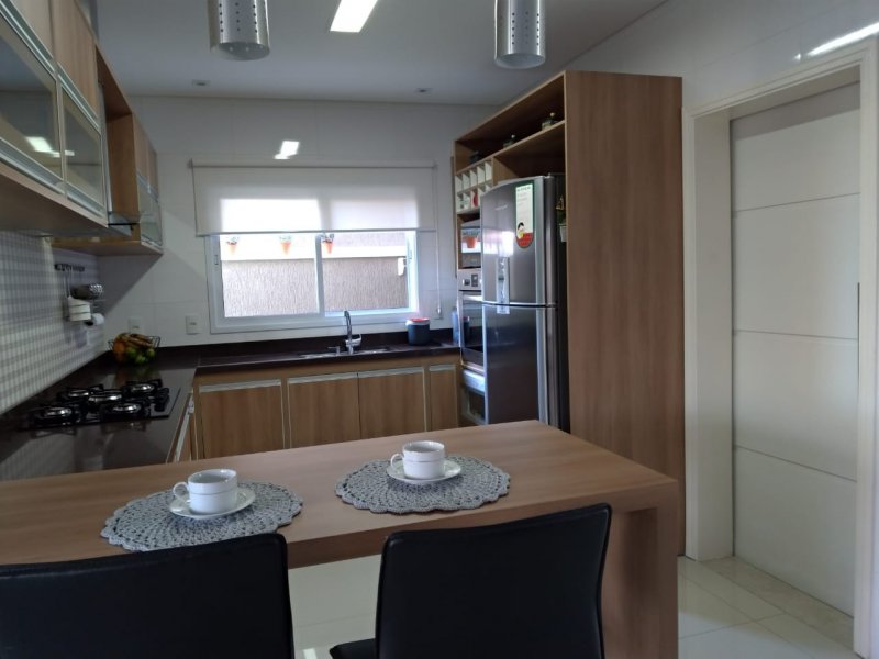 imóvel com 164m² - Jardim Santa Lúcia - Várzea Paulista