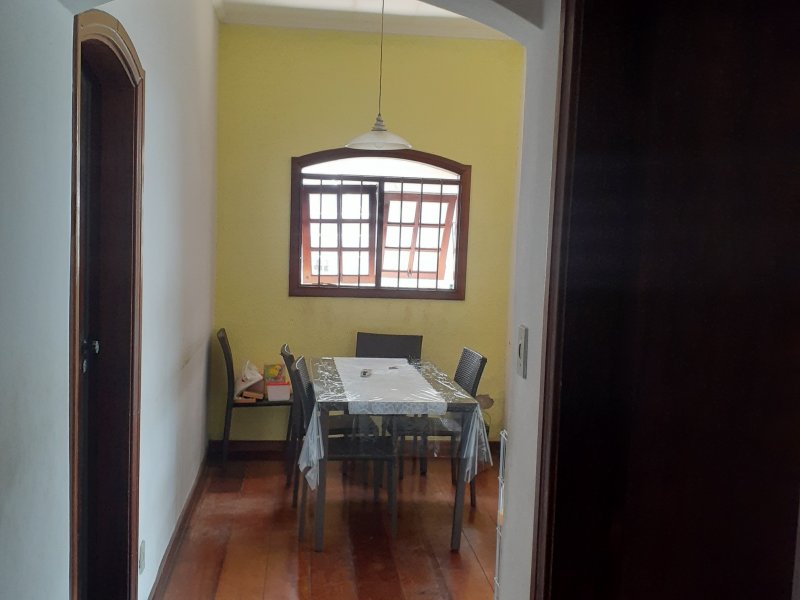 Casa à venda Vila Carvalho com 213m² e 4 quartos por R$ 300.000 - 1224758918-image-57e50553-4f55-47fb-8c85-f4eb77ddaa0d712606433141859955.jpg