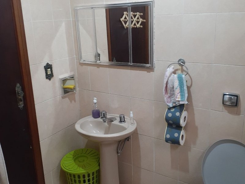 Casa à venda Vila Carvalho com 213m² e 4 quartos por R$ 300.000 - 785698493-14478406-cd2d-4b96-bd97-05b4f32b1d85.jpg