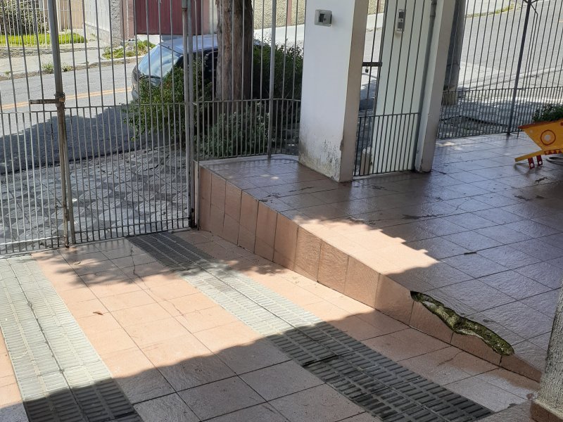 Casa à venda Vila Carvalho com 213m² e 4 quartos por R$ 300.000 - 929833718-image-752a0132-08f0-4957-a5c8-1fd45db667ed4257083928502017954.jpg