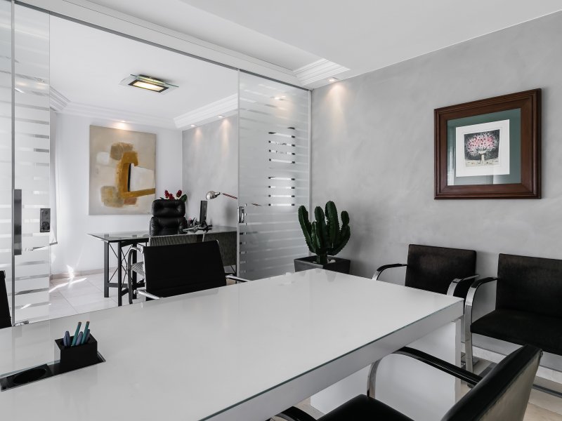 Comercial à venda Itaim Bibi com 63m² e  quartos por R$ 700.000 - 735487668-carvalho-borges-escritorio-alta-16.jpg