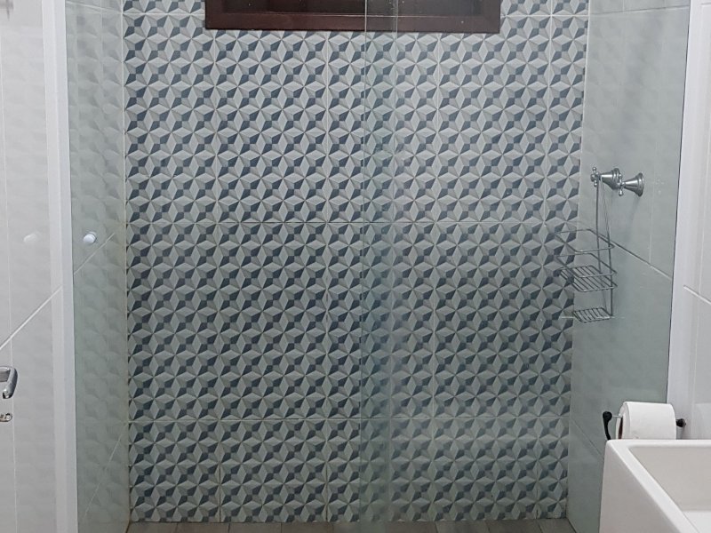 Casa à venda Bom Retiro com 230m² e 6 quartos por R$ 1.250.000 - 1674395968-08-banheiro-social-1.jpg
