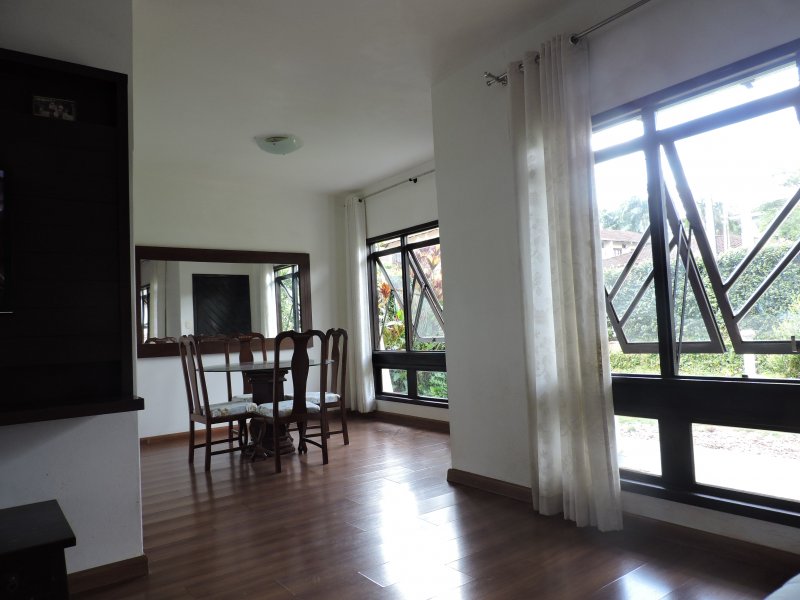 Casa à venda Bom Retiro com 230m² e 6 quartos por R$ 1.250.000 - 1681865590-15-sala-6.JPG