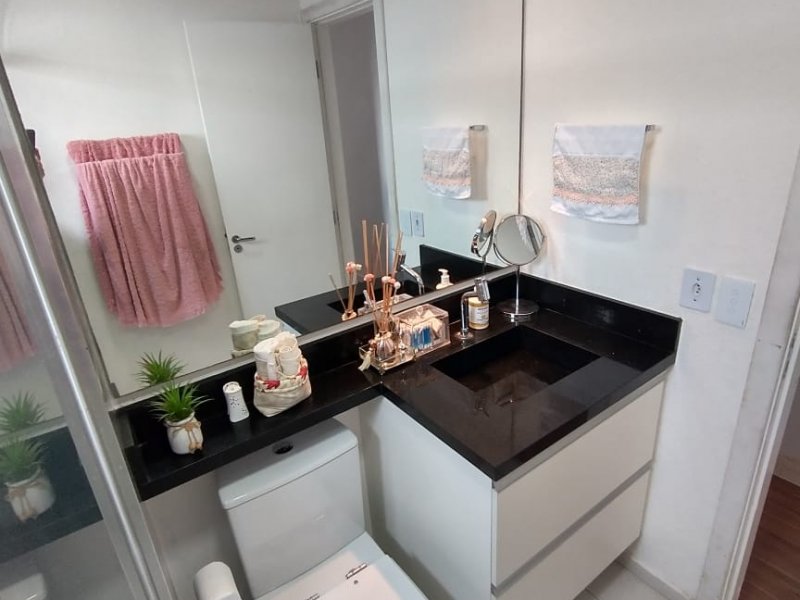 Apartamento à venda Jardim Rossi com 49m² e 2 quartos por R$ 260.000 - 1471866249-banheio1.jpg