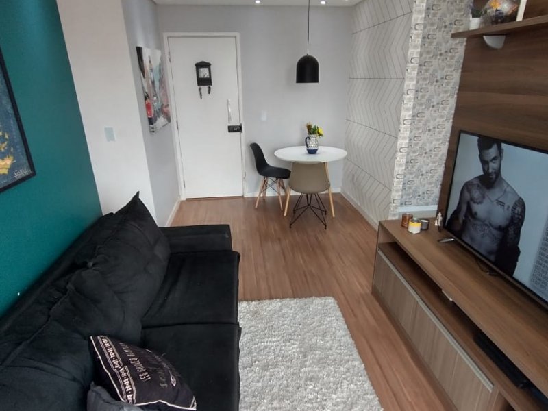 Apartamento à venda Jardim Rossi com 49m² e 2 quartos por R$ 260.000 - 1628253504-sala1.jpg