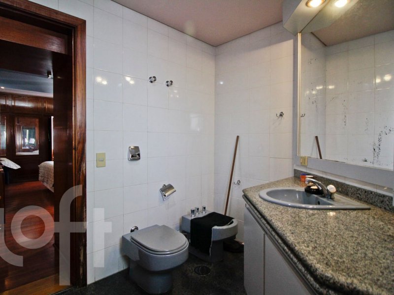Apartamento à venda Perdizes com 183m² e 3 quartos por R$ 1.900.000 - 251666374-desktop-master-bedroom44.jpg