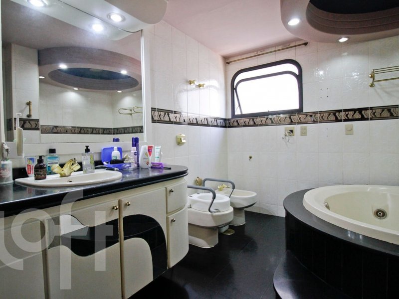 Apartamento à venda Perdizes com 183m² e 3 quartos por R$ 1.900.000 - 57948837-desktop-master-bedroom45.jpg