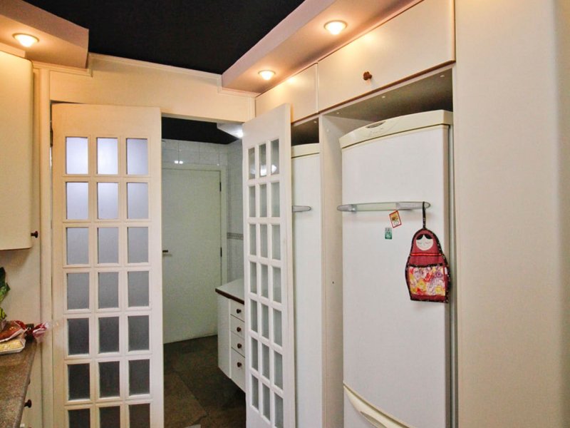 Apartamento à venda Perdizes com 183m² e 3 quartos por R$ 1.900.000 - 686916184-desktop-kitchen09.jpg