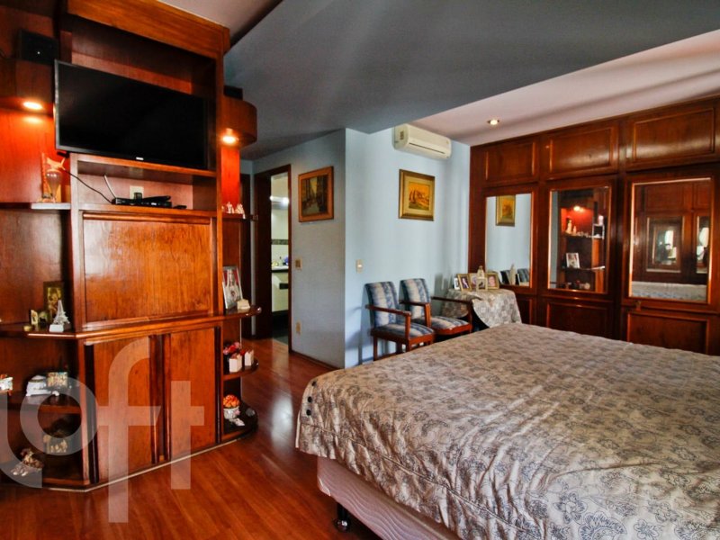 Apartamento à venda Perdizes com 183m² e 3 quartos por R$ 1.900.000 - 689242681-desktop-master-bedroom40.jpg