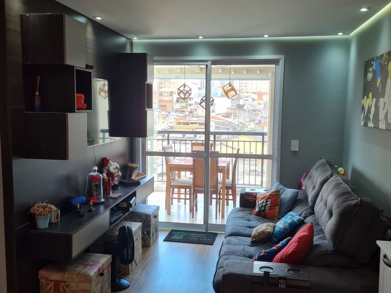 Apartamento à venda Picanço com 68m² e 2 quartos por R$ 599.000 - 2001201487-sala-com-sacada.jpg
