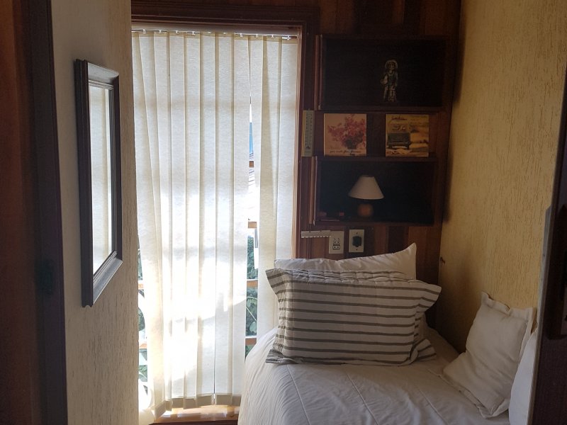 Casa de condomínio à venda Alto do Capivari com 262m² e 4 quartos por R$ 1.040.000 - 1823755632-casa-campos-do-jordao-13.jpg