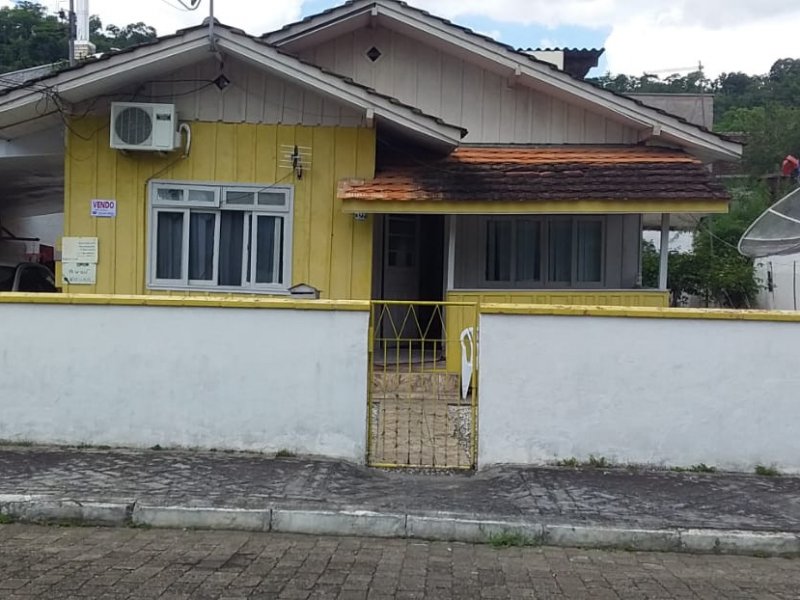 Casa à venda Água Verde com 315m² e 5 quartos por R$ 320.000 - 680740598-whatsapp-image-2021-01-10-at-18.jpeg