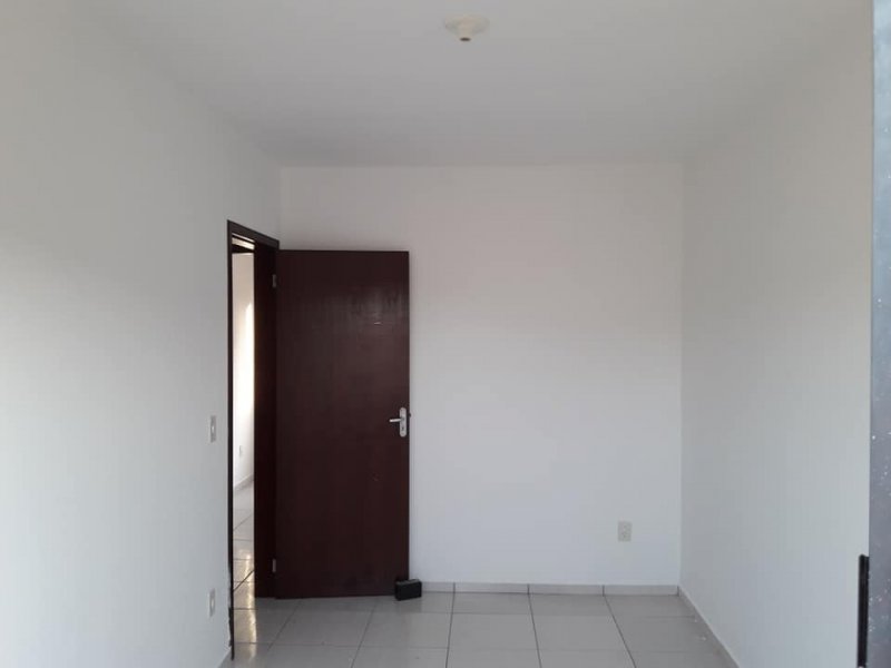 Apartamento à venda Corticeira com 60m² e 2 quartos por R$ 165.000 - 2023862802-quarto.jpg