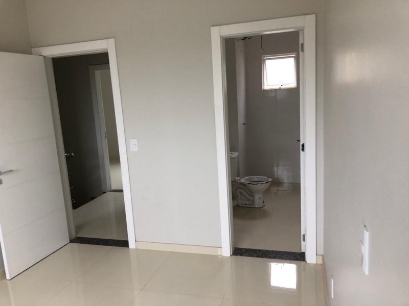 Casa à venda Esplanada com 109m² e 3 quartos por R$ 357.000 - 147310225-92dac183-343c-4843-bf0f-8418744e372b.jpeg