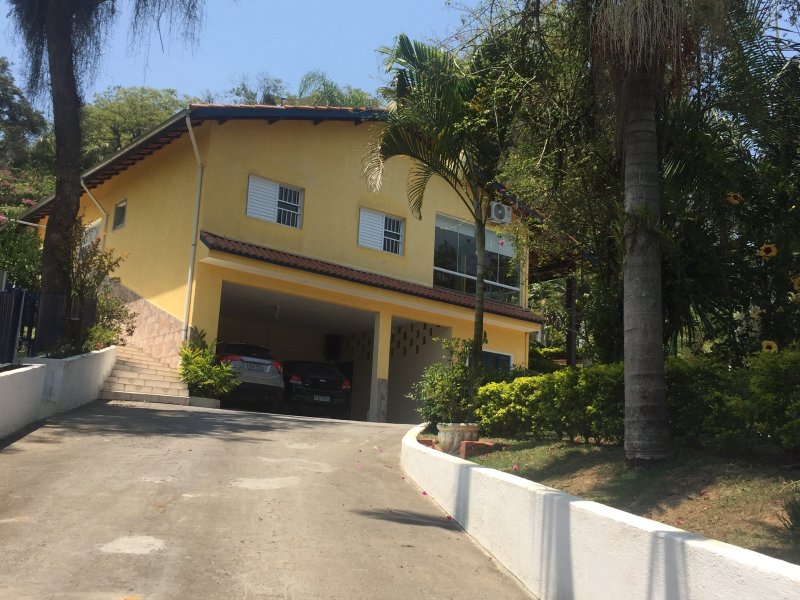 imóvel com 2500m² - Itapeti - Mogi das Cruzes