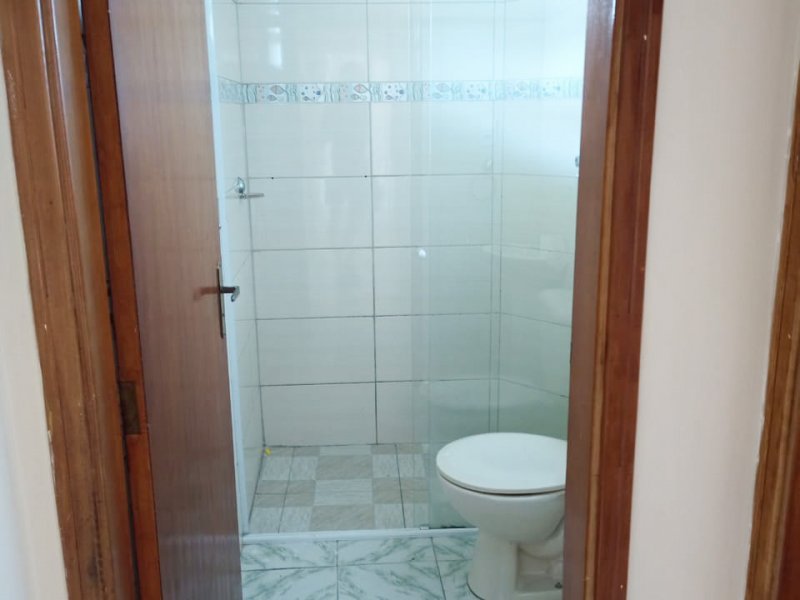 Apartamento à venda Parque São Vicente com 100m² e 3 quartos por R$ 274.900 - 1058713689-apartamento-banheiro-1.jpg