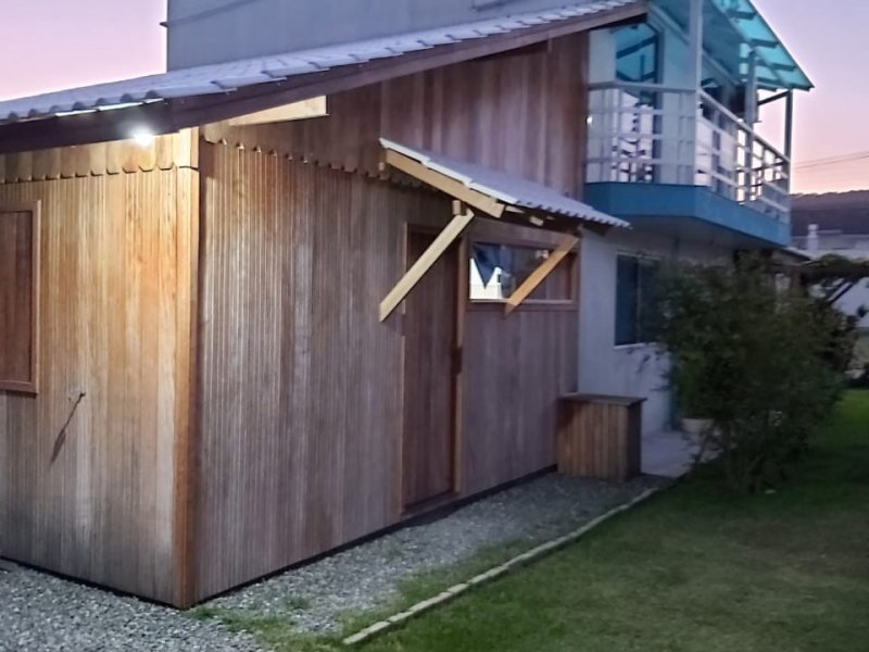 Casa à venda Bombas com 190m² e 5 quartos por R$ 750.000 - 701933892-8b918865-030e-4034-9233-85baa2a21f76.jpg