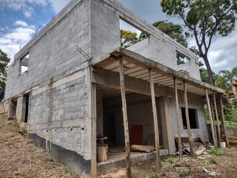 imóvel com 1000m² - Portão - Atibaia