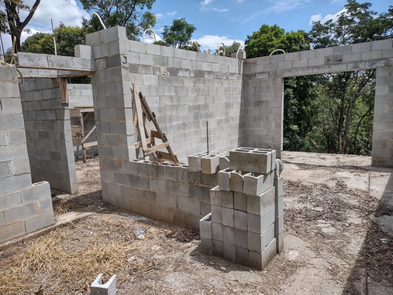 imóvel com 1000m² - Portão - Atibaia
