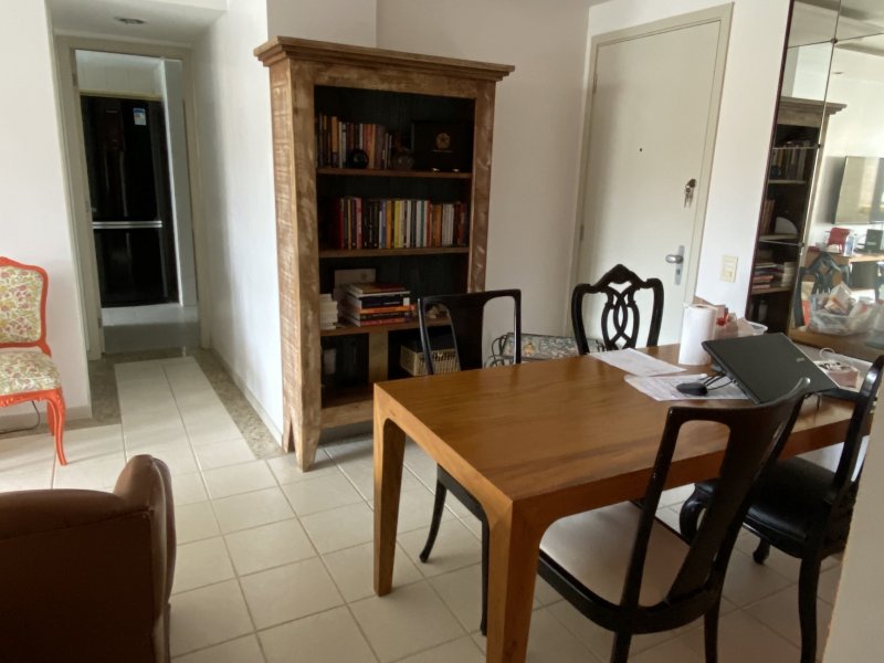 Apartamento à venda Barra da Tijuca com 105m² e 2 quartos por R$ 830.000 - 677802007-c60853a7-4f4e-4be0-a332-3905a7f8c778.jpeg