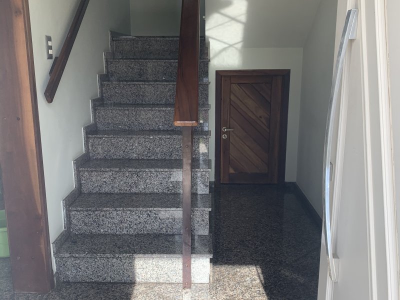 Casa à venda Centro com 320m² e 4 quartos por R$ 1.200.000 - 1585420103-e13a5b59-4c6c-4d7f-b8fc-cadecbd0a4da.jpeg