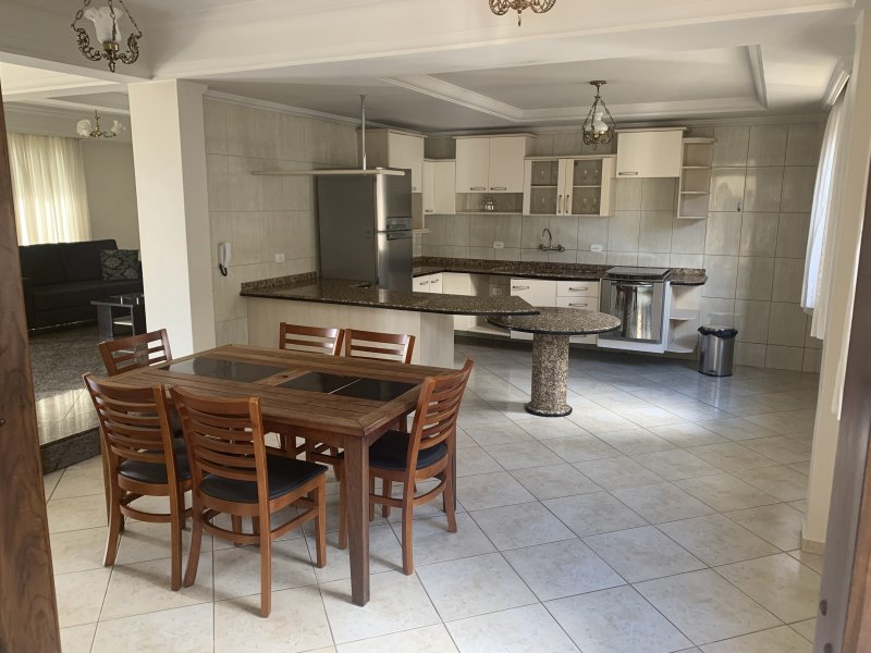 Casa à venda Centro com 320m² e 4 quartos por R$ 1.200.000 - 1905680469-c26a5c1e-0a8c-4334-90f0-0727827b425d.jpeg