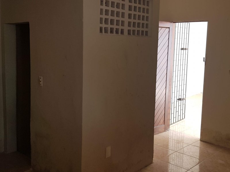 Casa à venda Monte Castelo com 300m² e 4 quartos por R$ 700.000 - 411796278-20200229-104150.jpg