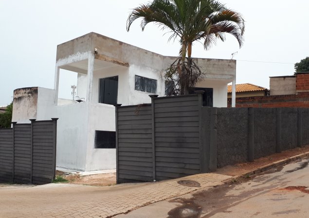imóvel com 230m²