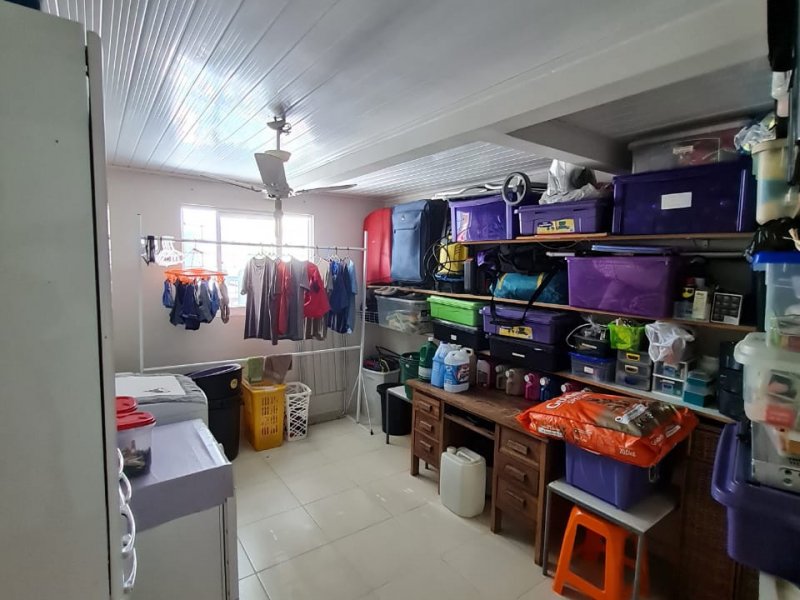 Casa à venda Tarumã com 230m² e 3 quartos por R$ 1.335.000 - 1569064269-33-lavanderia.jpeg