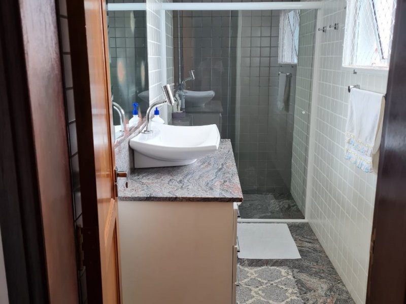 Casa à venda Tarumã com 230m² e 3 quartos por R$ 1.335.000 - 1852389726-19-bwc-para-quartos-1-e-2.jpeg